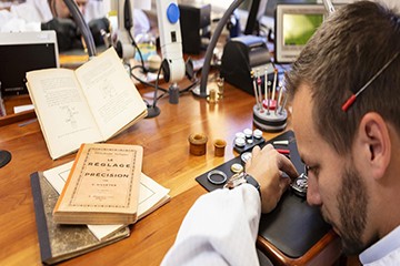 上海劳力士腕表售后保养店